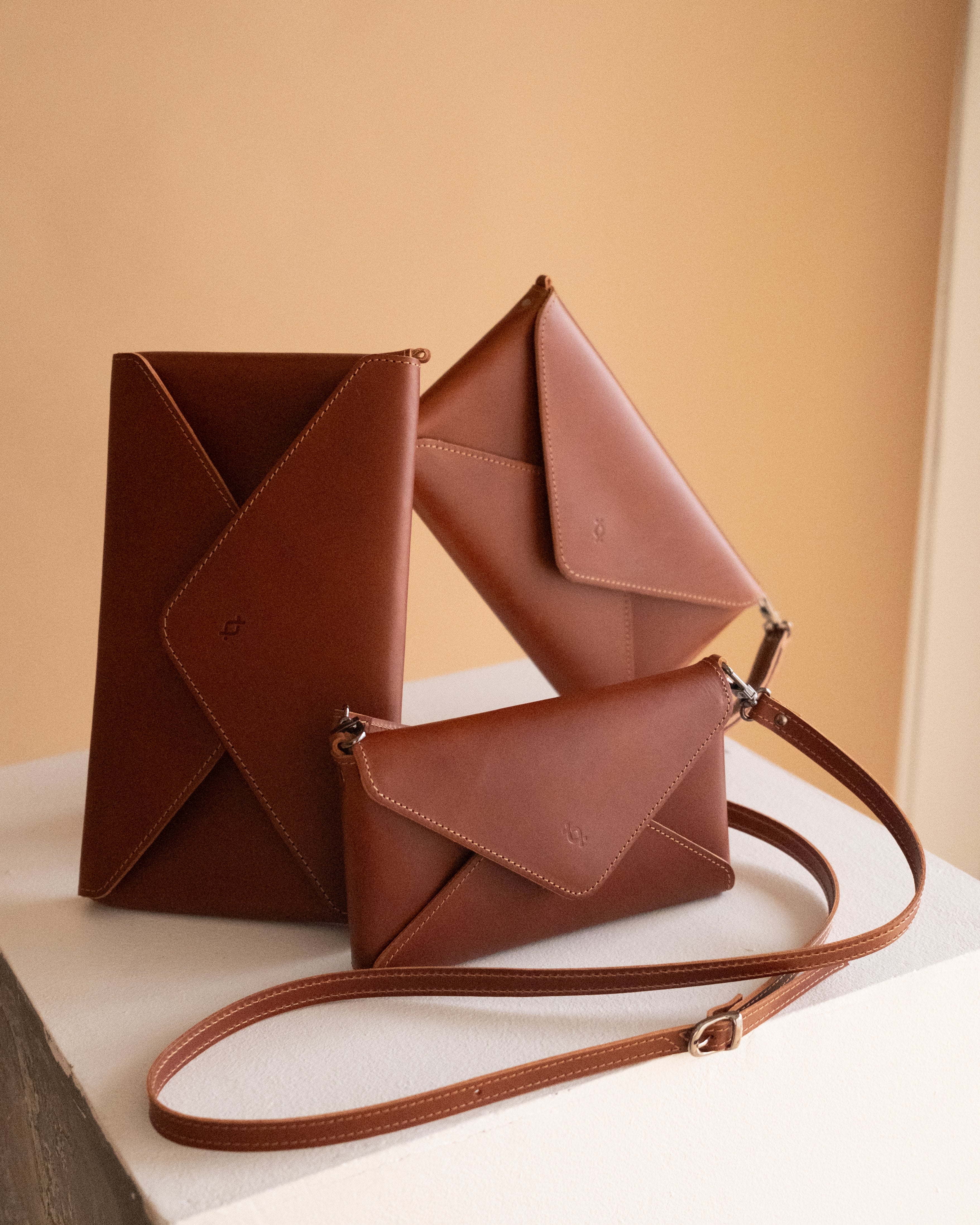 Model Clutch